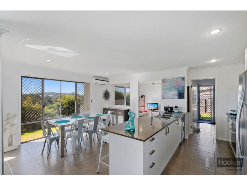 29 Flame Trees Crescent, Maudsland QLD 4210