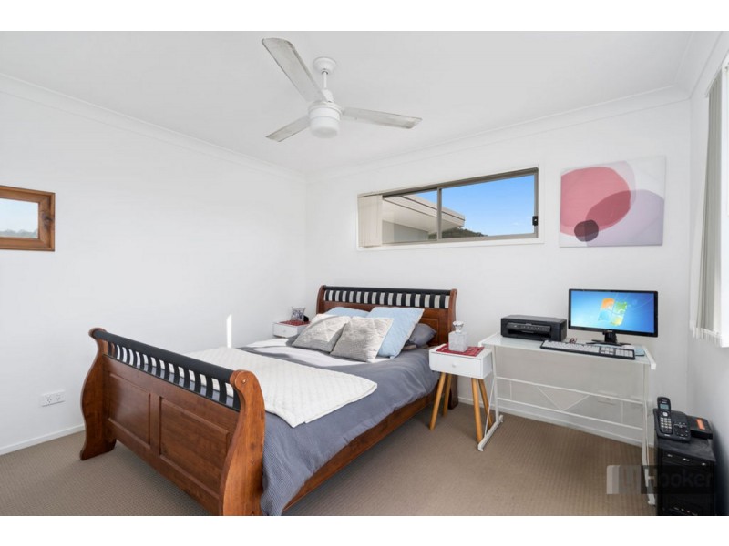 29 Flame Trees Crescent, Maudsland QLD 4210