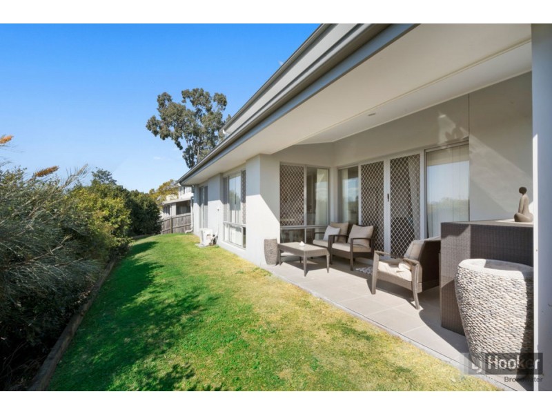 29 Flame Trees Crescent, Maudsland QLD 4210