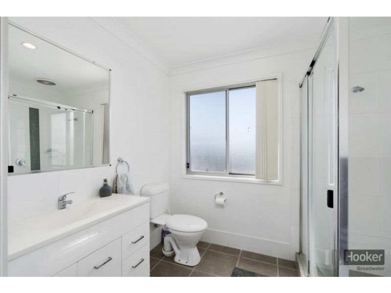 29 Flame Trees Crescent, Maudsland QLD 4210