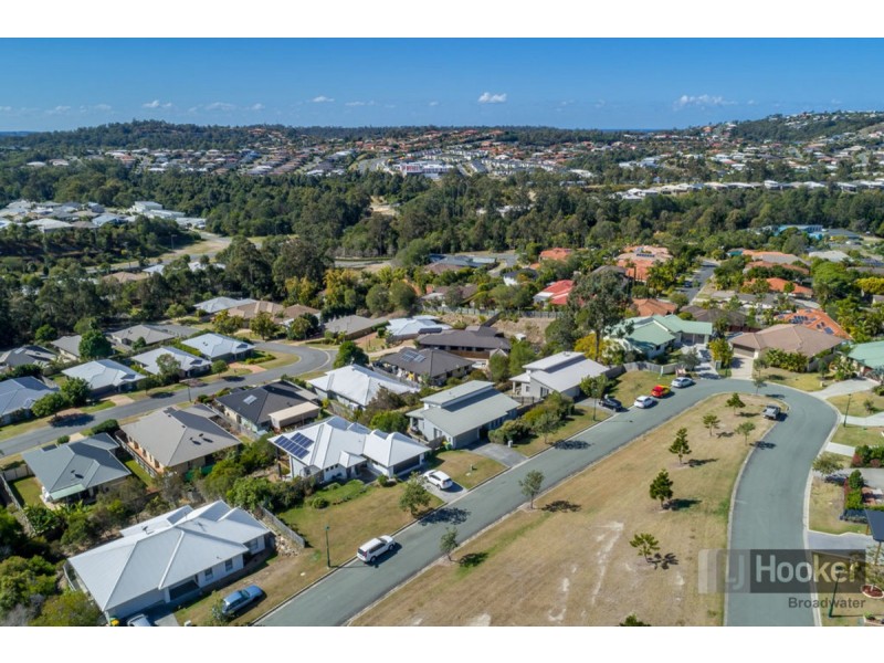 29 Flame Trees Crescent, Maudsland QLD 4210