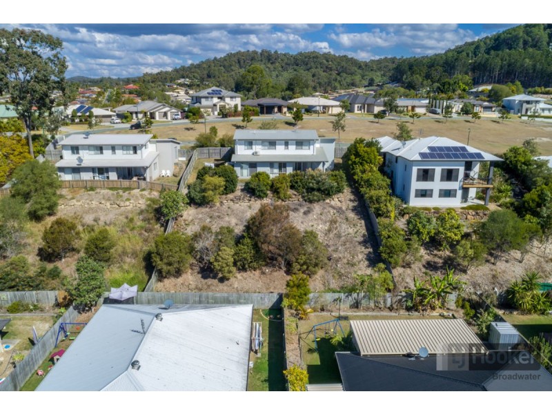 29 Flame Trees Crescent, Maudsland QLD 4210