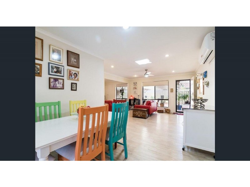 2/18 Stephenson Street, Labrador QLD 4215