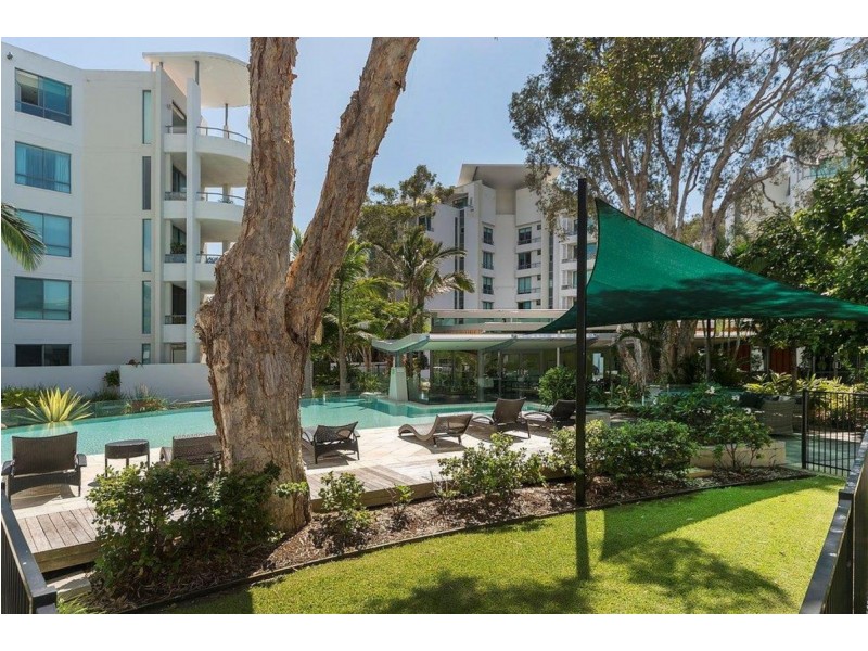 53/20 Bayview Street, Runaway Bay QLD 4216