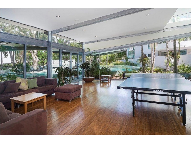 53/20 Bayview Street, Runaway Bay QLD 4216