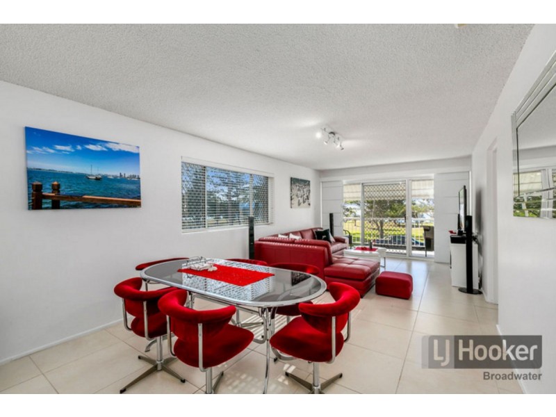 19/224 Marine Parade, Labrador QLD 4215