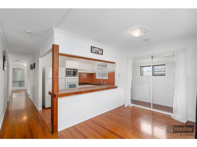 1/20 Middle Street, Labrador QLD 4215