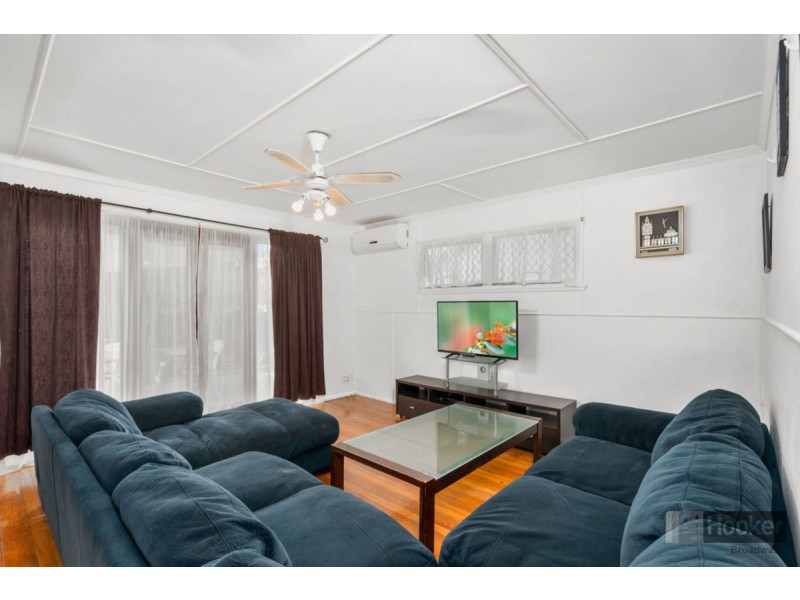1/20 Middle Street, Labrador QLD 4215