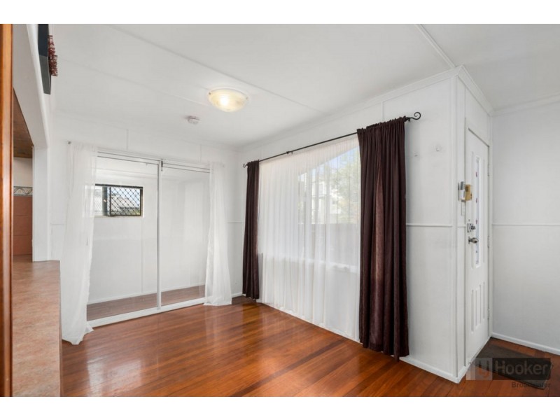 1/20 Middle Street, Labrador QLD 4215
