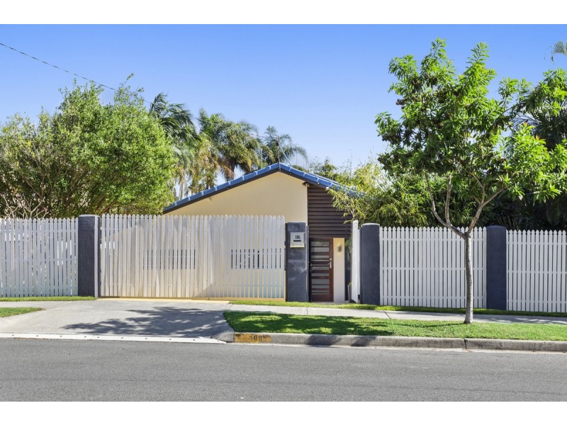 108 Wilson Street, Labrador QLD 4215
