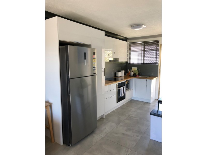 11/54 Frank Street, Labrador QLD 4215