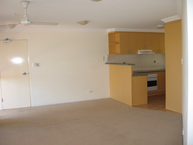 11/89 Frank Street, Labrador QLD 4215