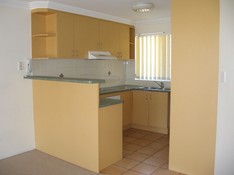 11/89 Frank Street, Labrador QLD 4215