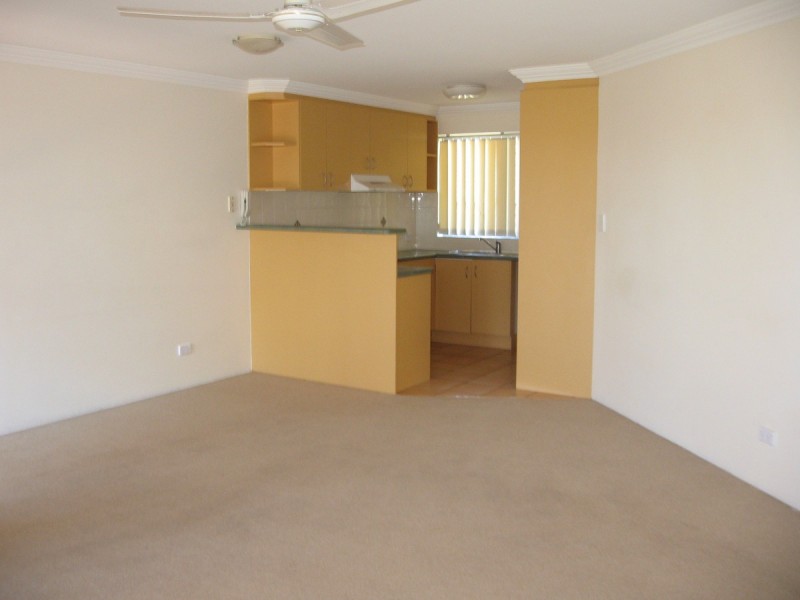 11/89 Frank Street, Labrador QLD 4215