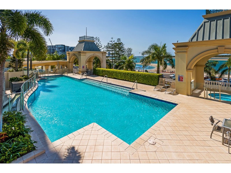 910/360 Marine Parade, Labrador QLD 4215