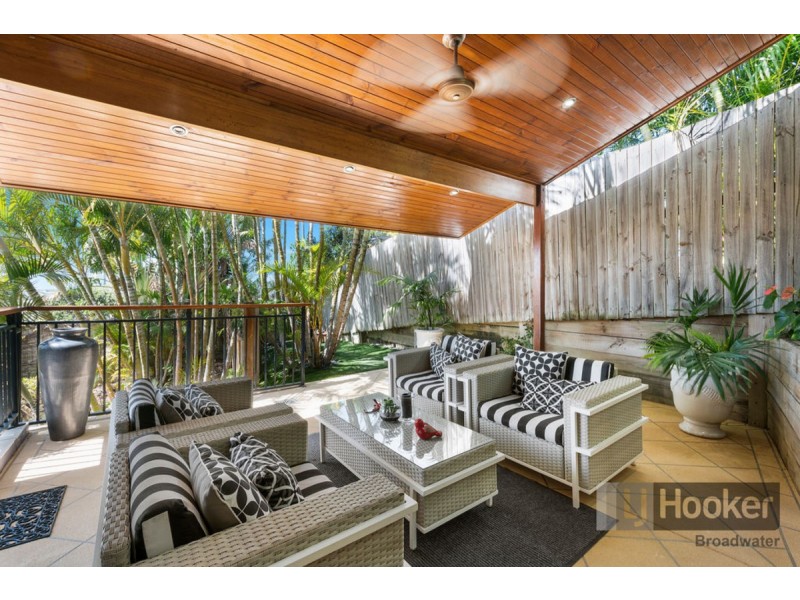 4/62 Imperial Parade, Labrador QLD 4215