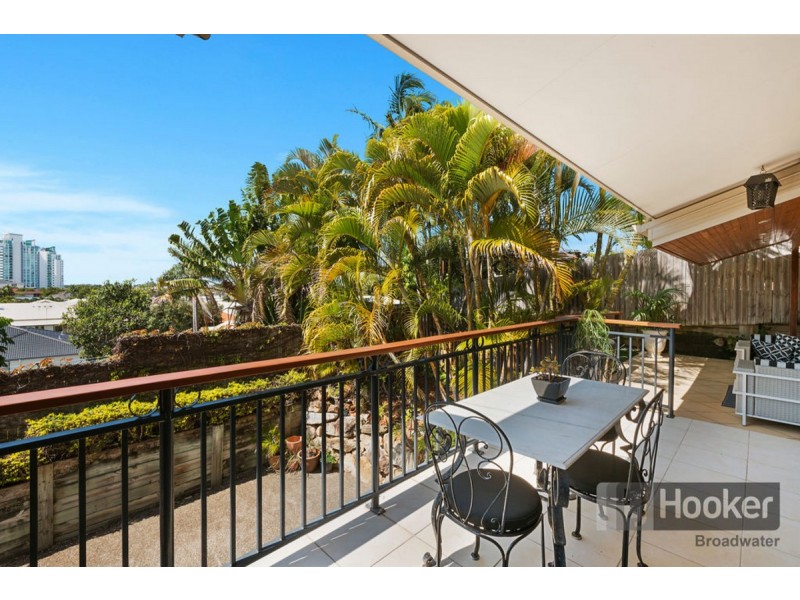 4/62 Imperial Parade, Labrador QLD 4215