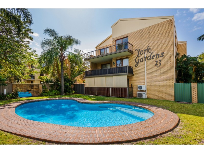 3/9 Bradford Street, Labrador QLD 4215