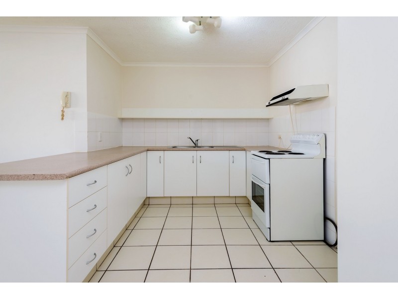 3/9 Bradford Street, Labrador QLD 4215