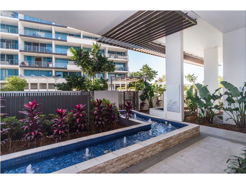304/43 Harbour Town Drive, Biggera Waters QLD 4216