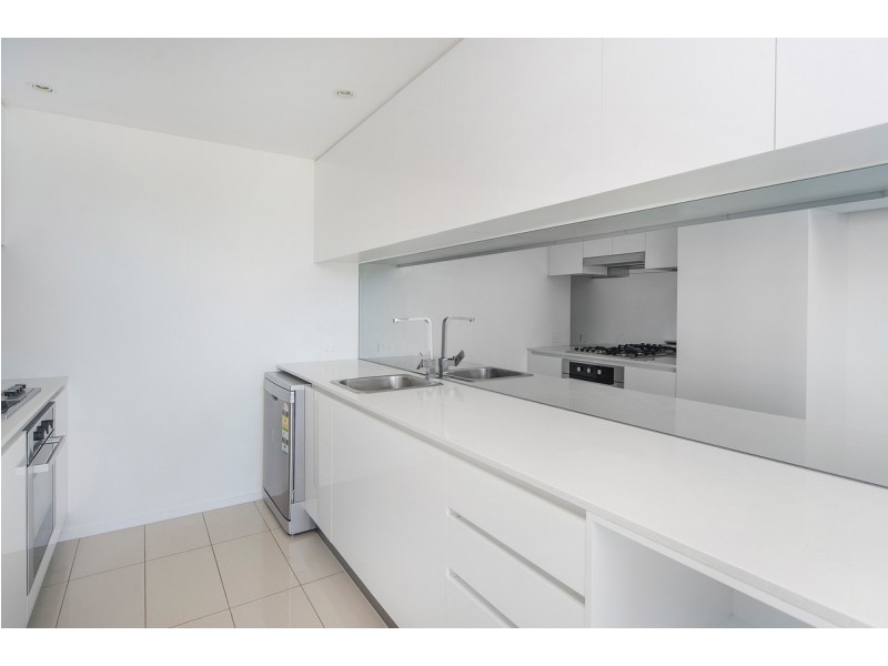 304/43 Harbour Town Drive, Biggera Waters QLD 4216