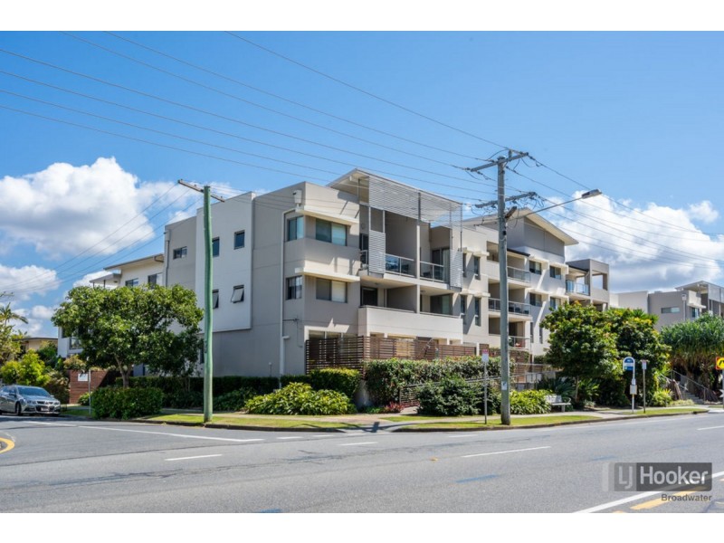 15/12-18 Bayview Street, Runaway Bay QLD 4216
