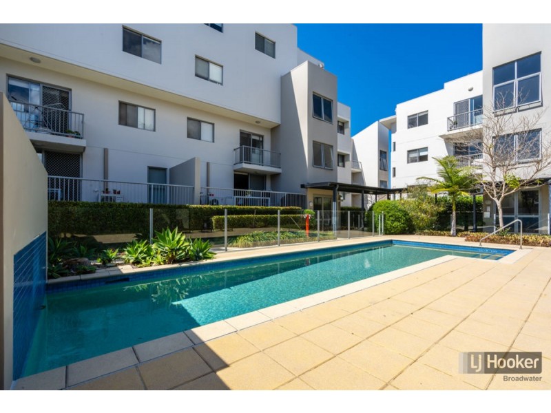 15/12-18 Bayview Street, Runaway Bay QLD 4216