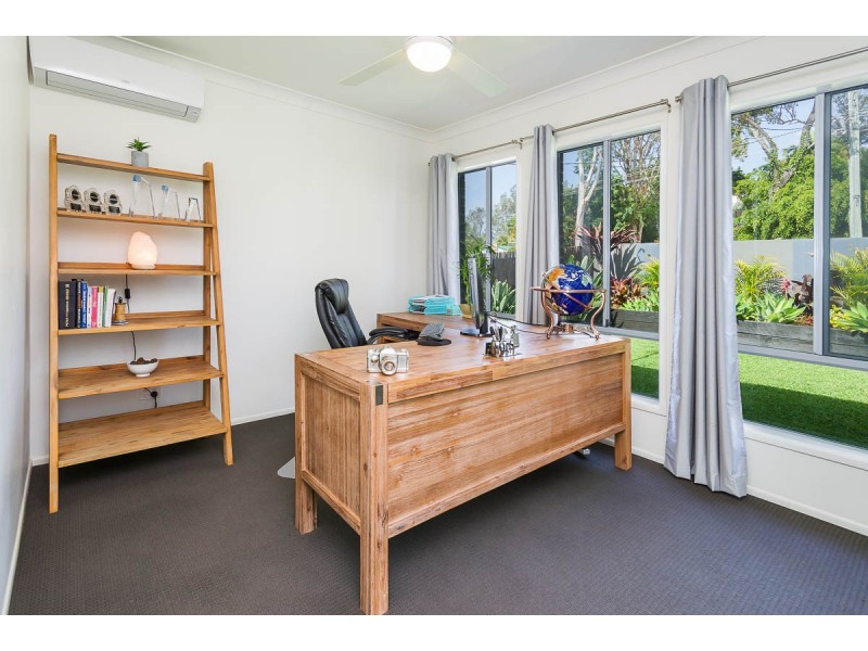 7 Babirra Street, Hope Island QLD 4212