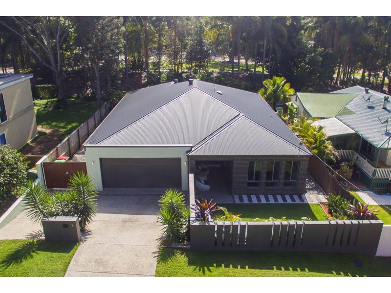 7 Babirra Street, Hope Island QLD 4212