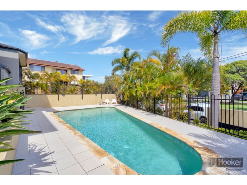 2/4-6 Oleander Avenue, Biggera Waters QLD 4216