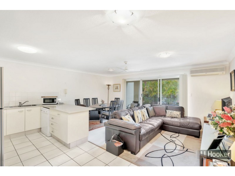 2/4-6 Oleander Avenue, Biggera Waters QLD 4216