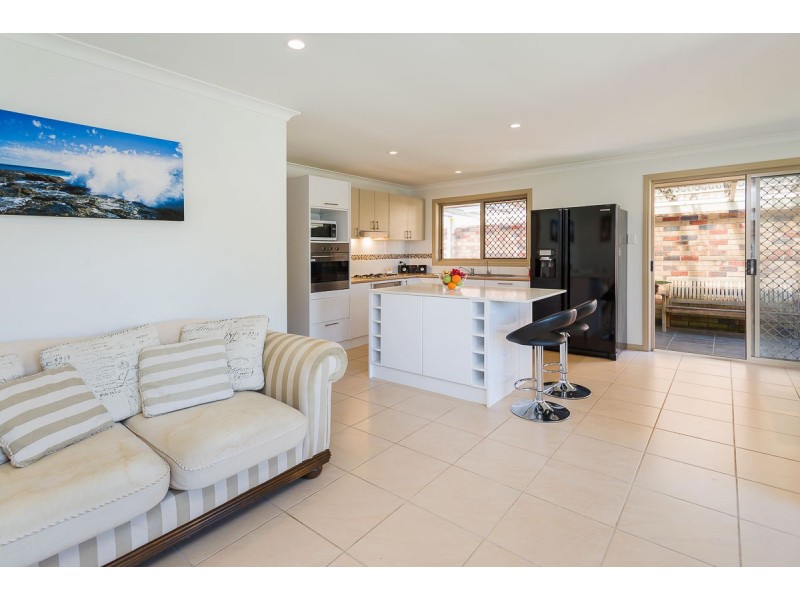 9 Matisse Court, Coombabah QLD 4216