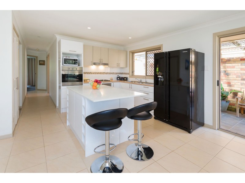 9 Matisse Court, Coombabah QLD 4216