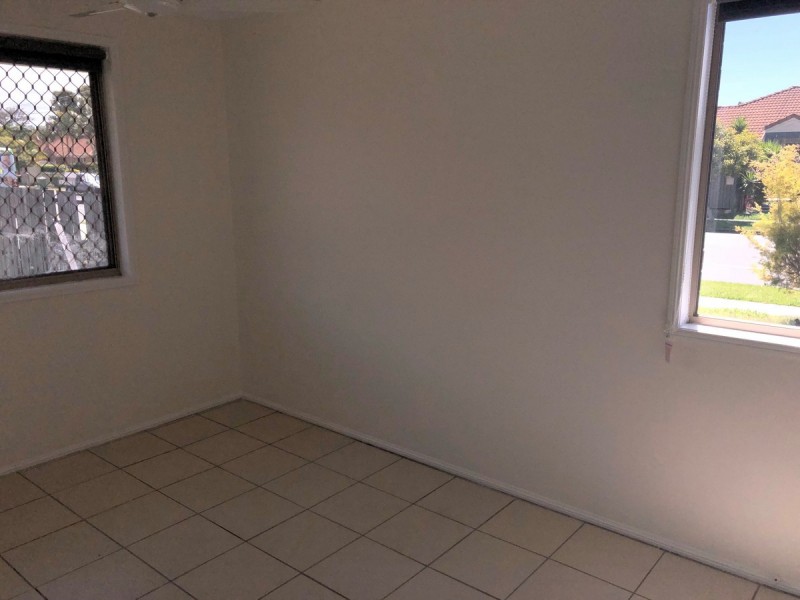 1/140 Whiting Street, Labrador QLD 4215