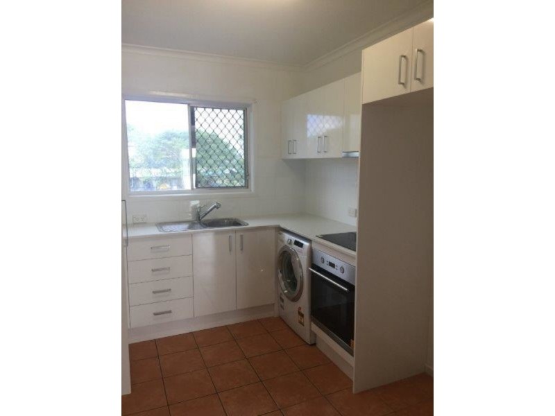 5/376 Marine Parade, Labrador QLD 4215