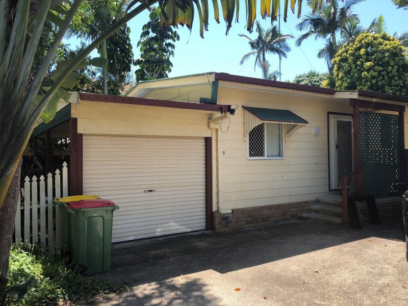 5/21 Gordon Street, Labrador QLD 4215