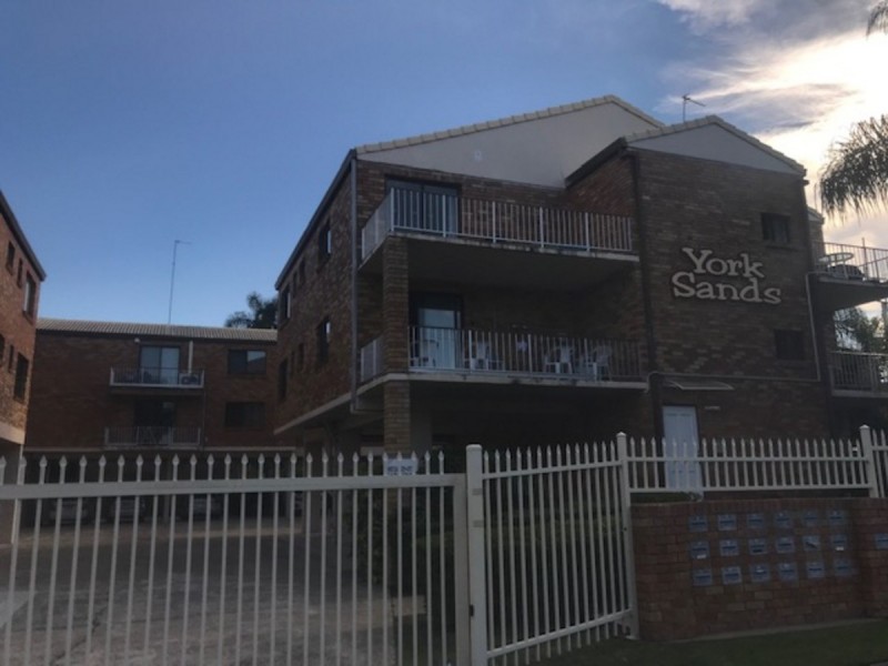 18/28 Hunter Street, Labrador QLD 4215