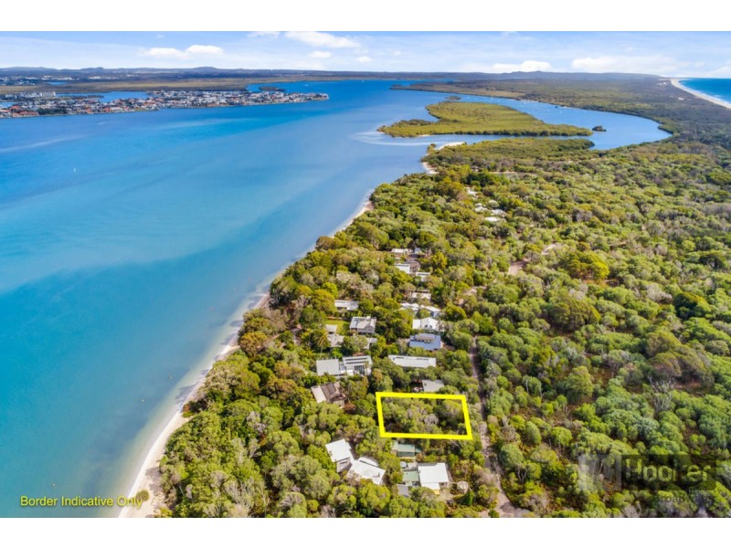 23 Mid Esplanade, South Stradbroke QLD 4216