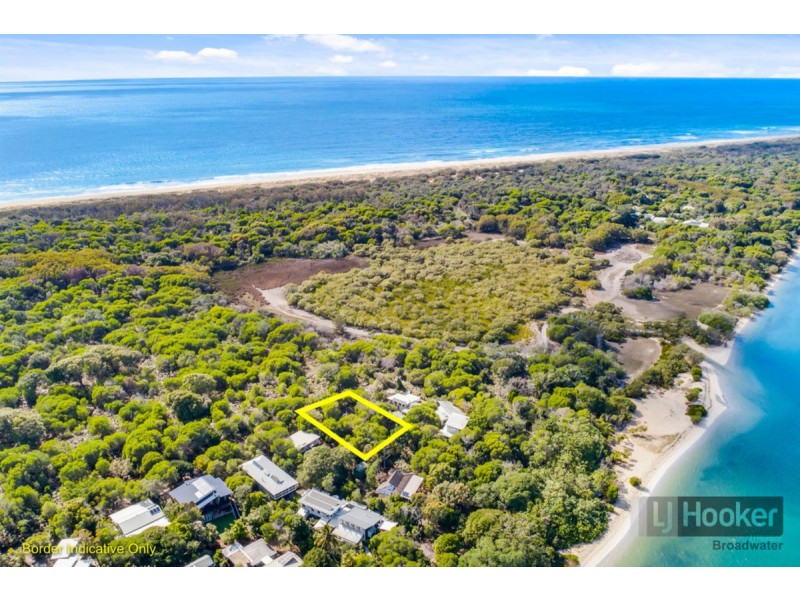 23 Mid Esplanade, South Stradbroke QLD 4216