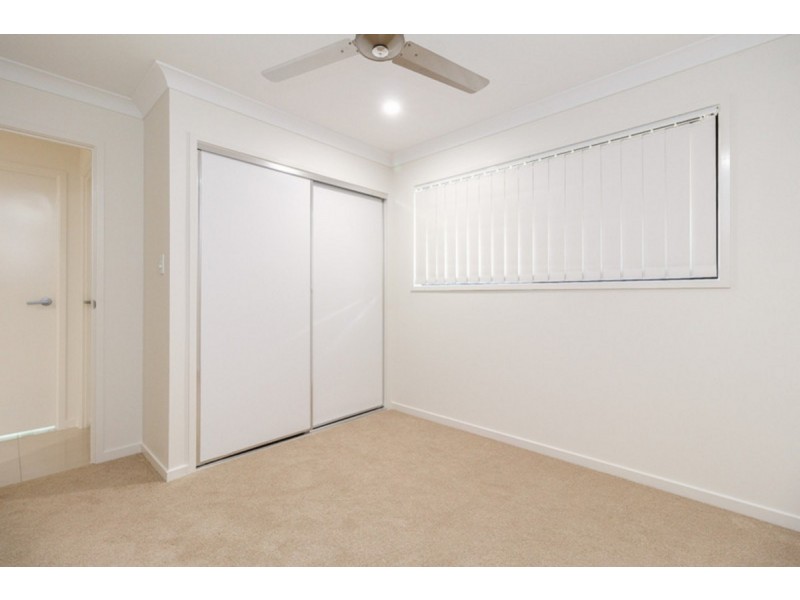 1/22A Jimmieson Avenue, Labrador QLD 4215