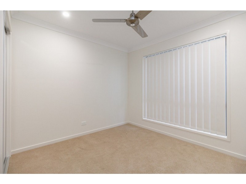 1/22A Jimmieson Avenue, Labrador QLD 4215