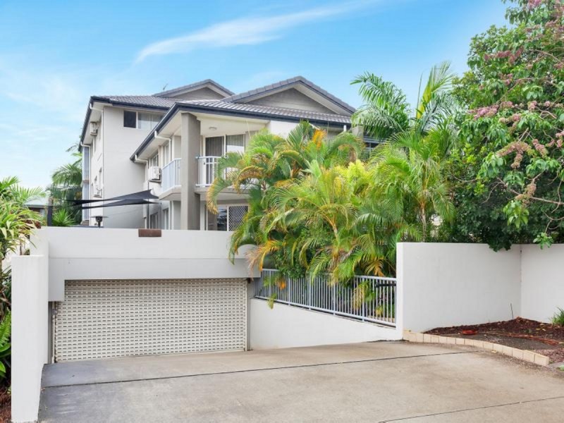 4/131 Muir Street, Labrador QLD 4215