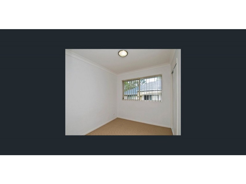 4/131 Muir Street, Labrador QLD 4215