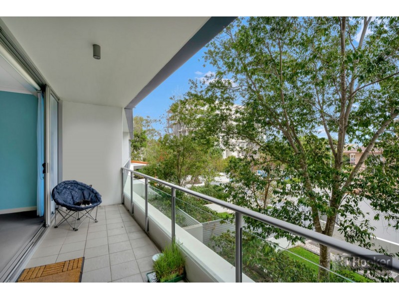 204/430 Marine Parade, Biggera Waters QLD 4216