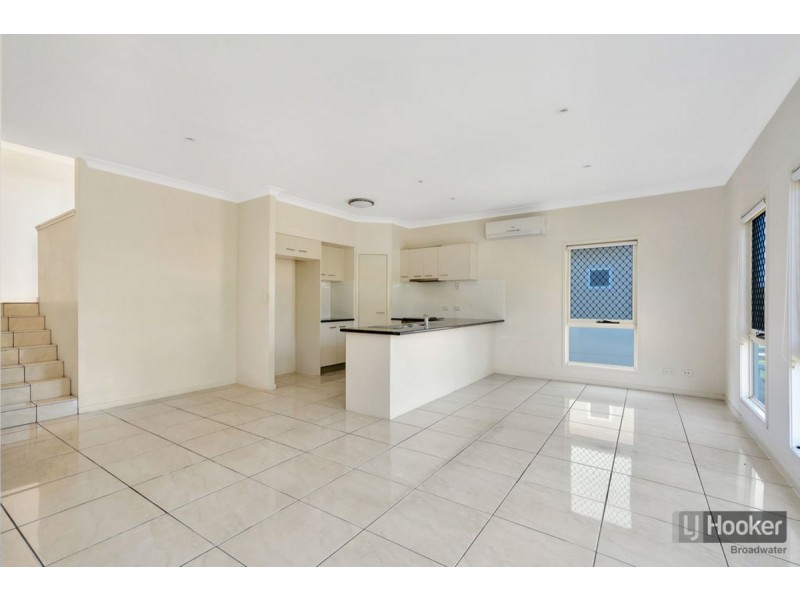 19 Elkins Street, Pacific Pines QLD 4211