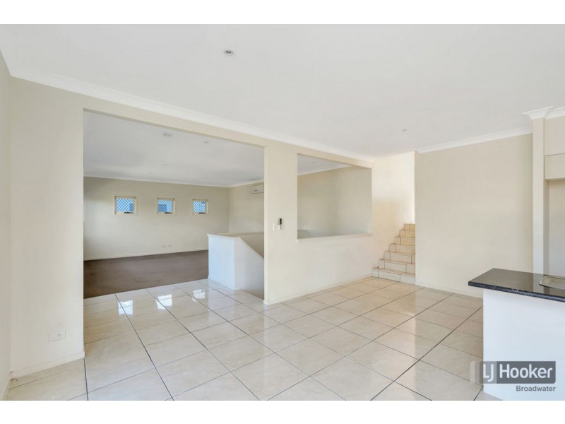 19 Elkins Street, Pacific Pines QLD 4211