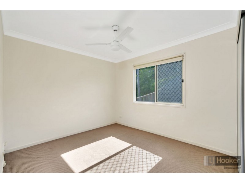 19 Elkins Street, Pacific Pines QLD 4211