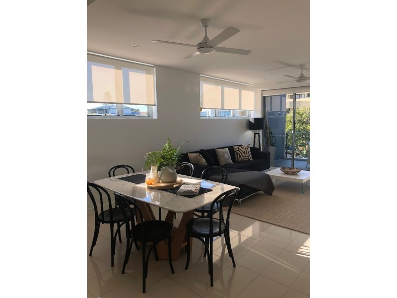 201/380 Marine Parade, Labrador QLD 4215