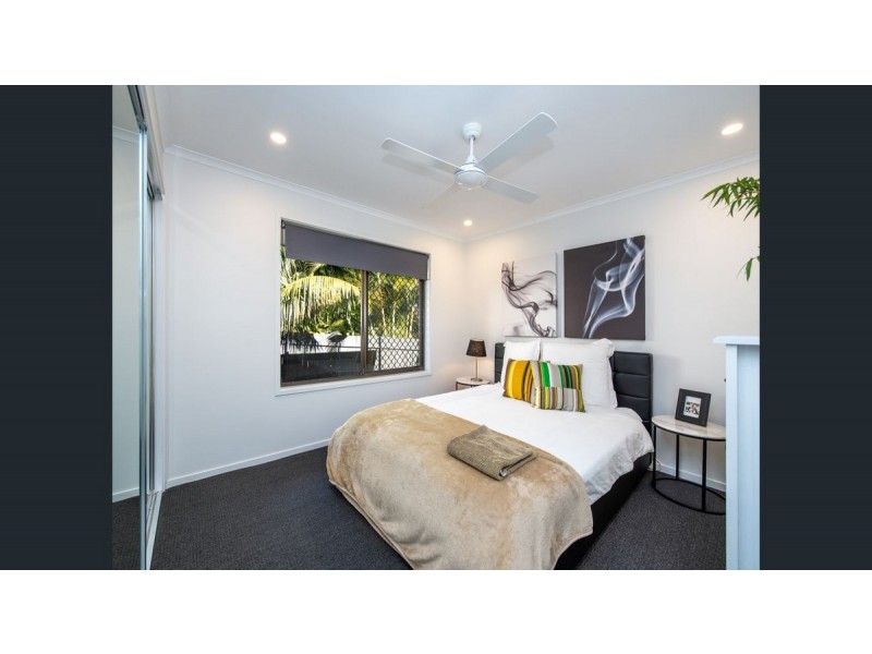 10 Lergessner Street, Biggera Waters QLD 4216