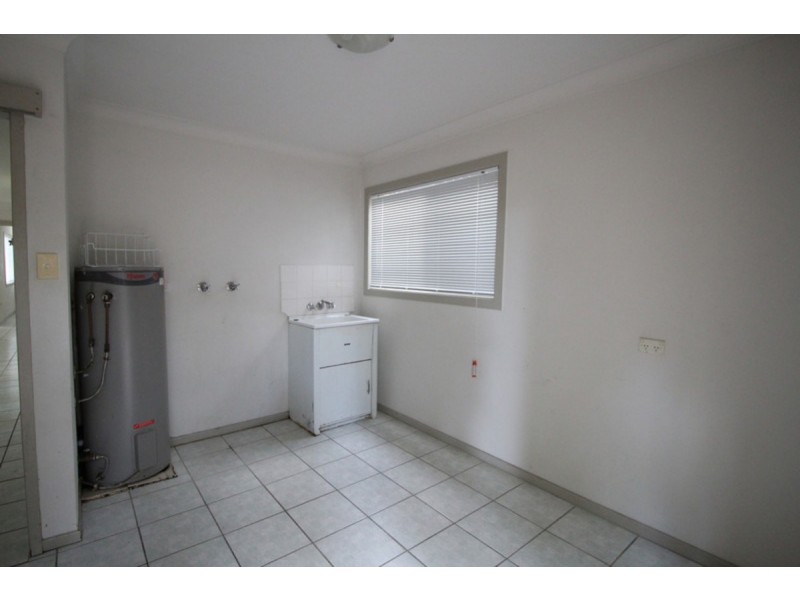 180 Muir Street, Labrador QLD 4215